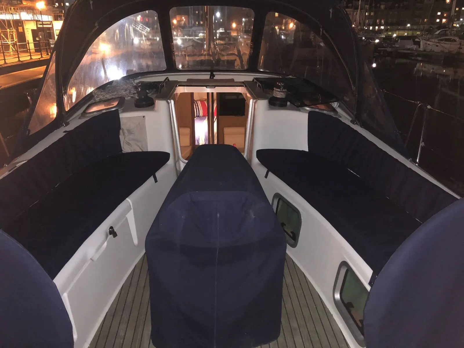 Thumbnail von Jeanneau Sun Odyssey 39 DS