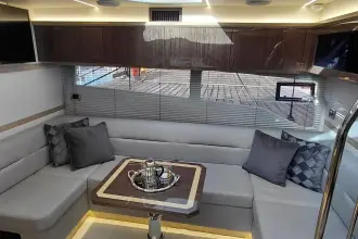 Thumbnail von Galeon 405 HTS Huge Specifications