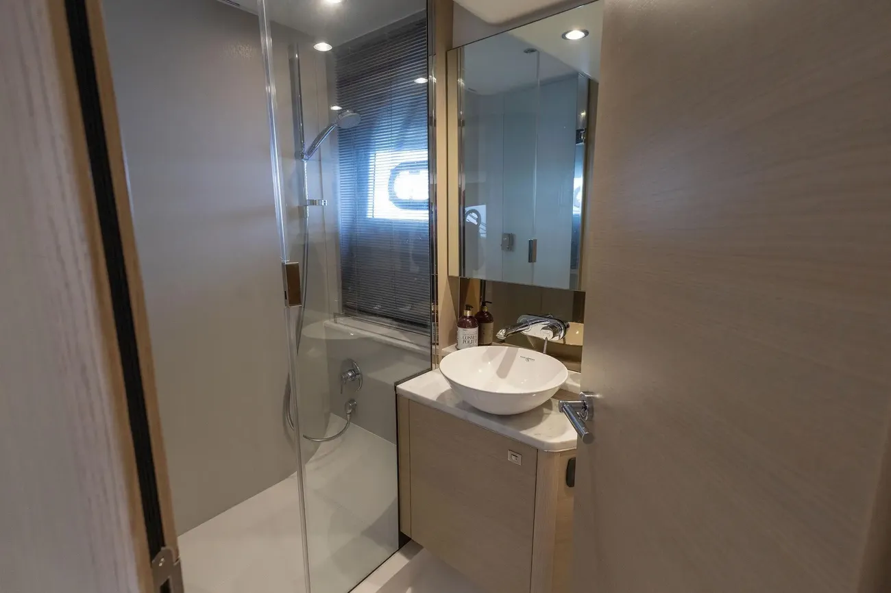 Thumbnail von Princess V50 Mrs K