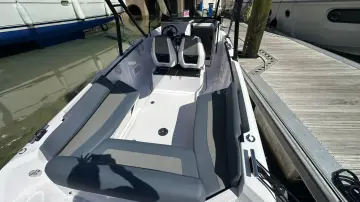 Thumbnail von Axopar 25 Cross Top