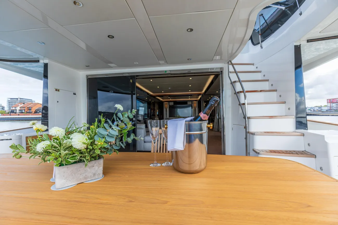 Thumbnail von Sunseeker 95 Yacht