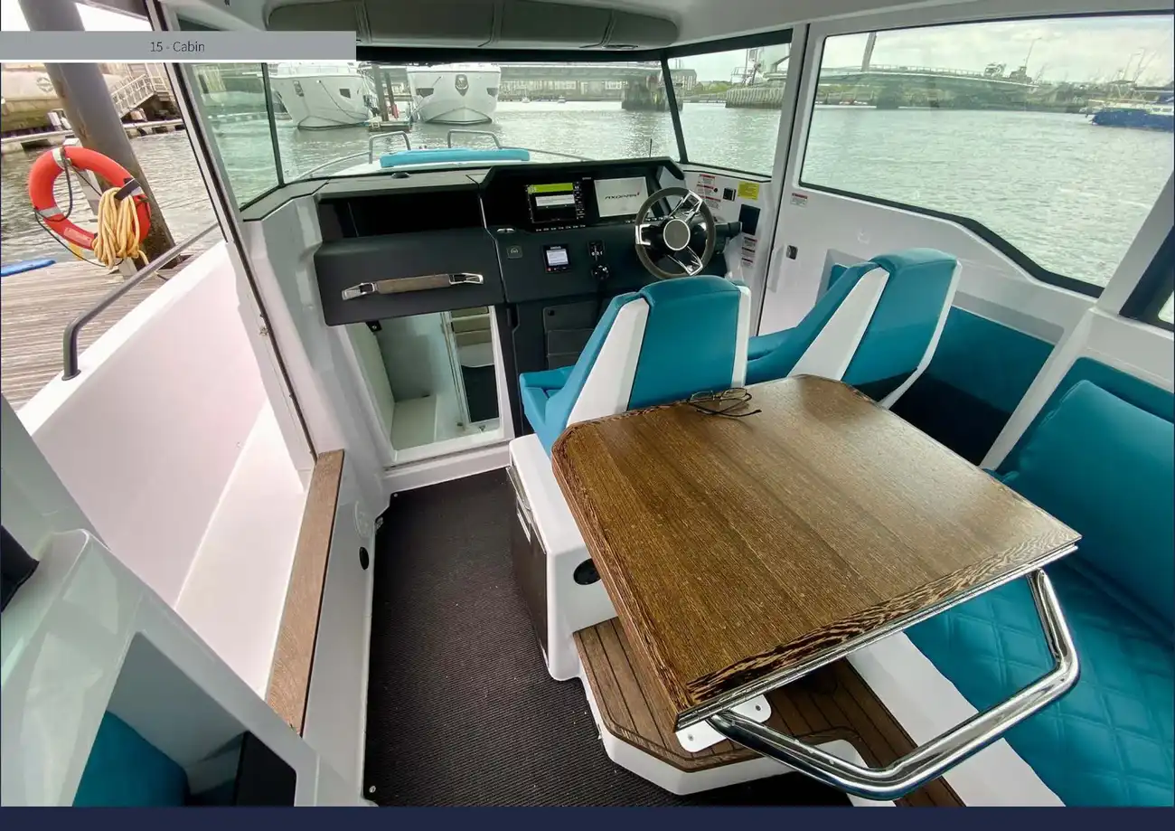 Thumbnail von Axopar 37 Cross Cabin Wilber