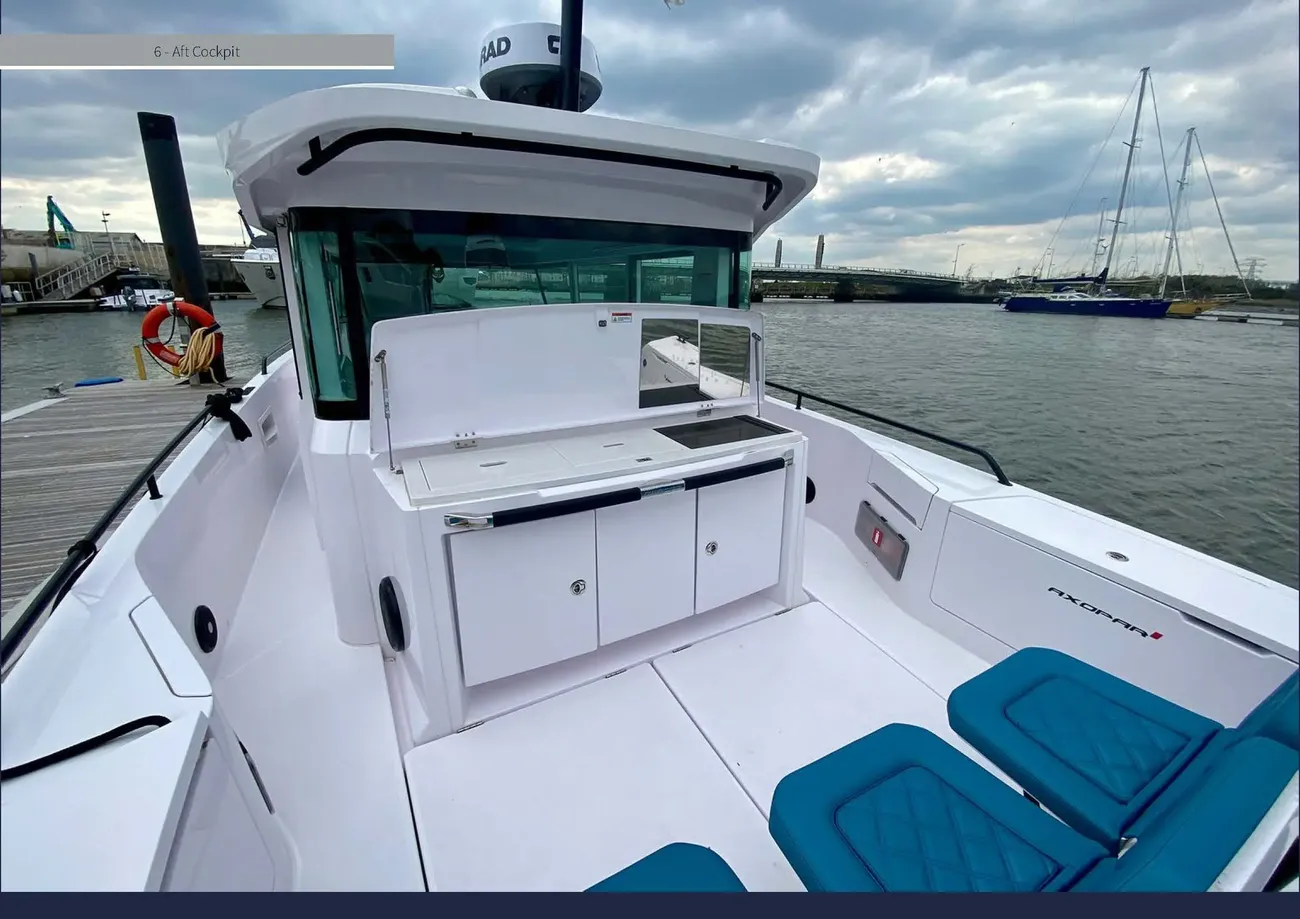 Thumbnail von Axopar 37 Cross Cabin Wilber