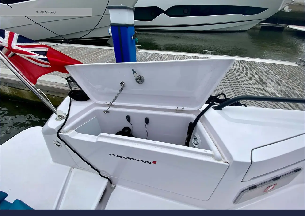 Thumbnail von Axopar 37 Cross Cabin Wilber