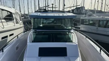 Thumbnail von Axopar 37 XC Cross Cabin BRABUS Line