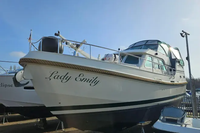 Linssen Grand Sturdy 380 AC Lady Emily