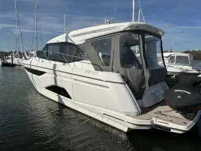 Thumbnail von Bavaria R40 Hattie Grace