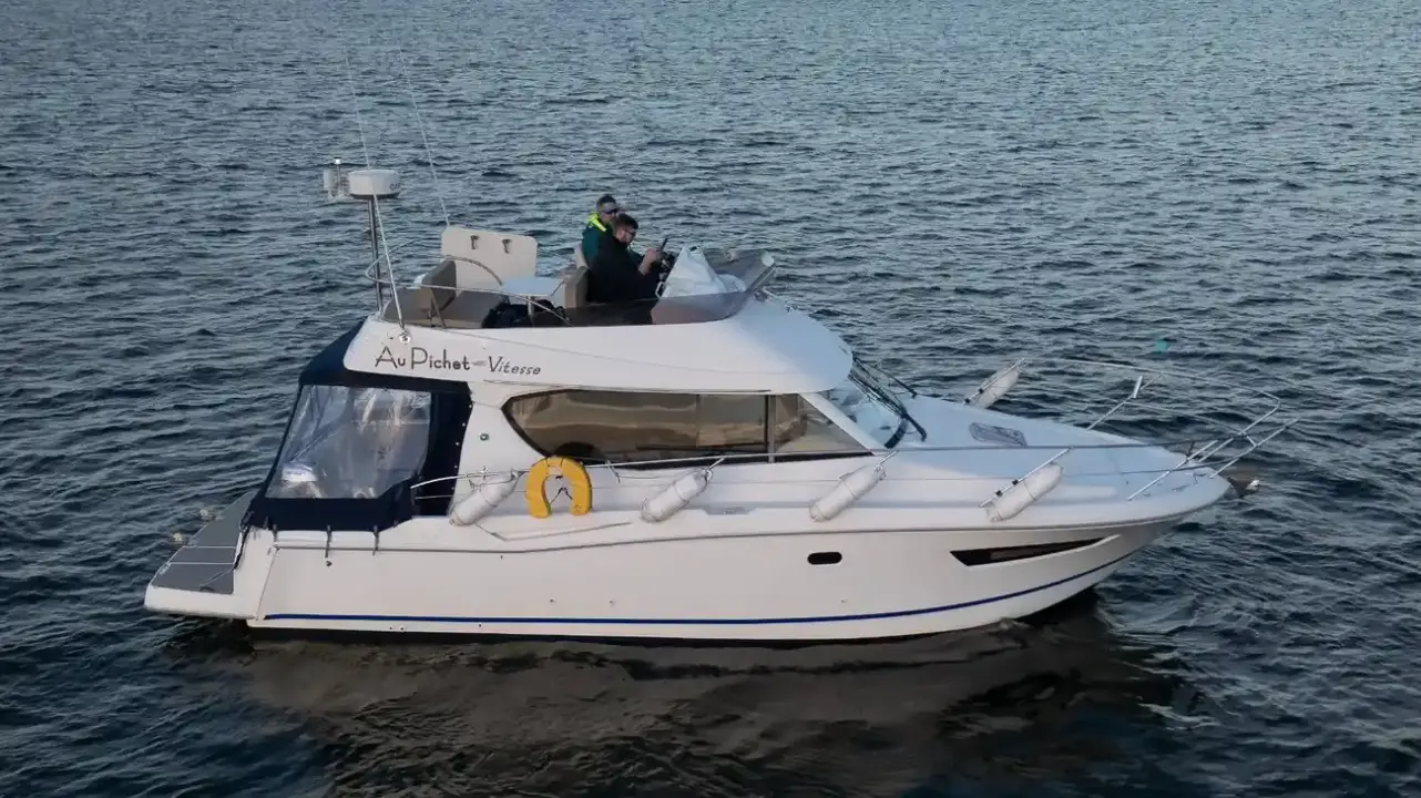 Jeanneau Merry Fisher 10