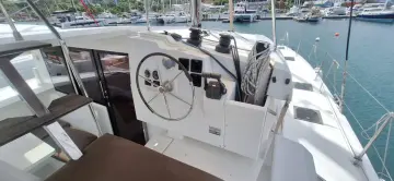 Thumbnail von Fountaine Pajot Lucia 40