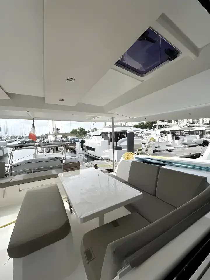 Fountaine Pajot Astrea 42