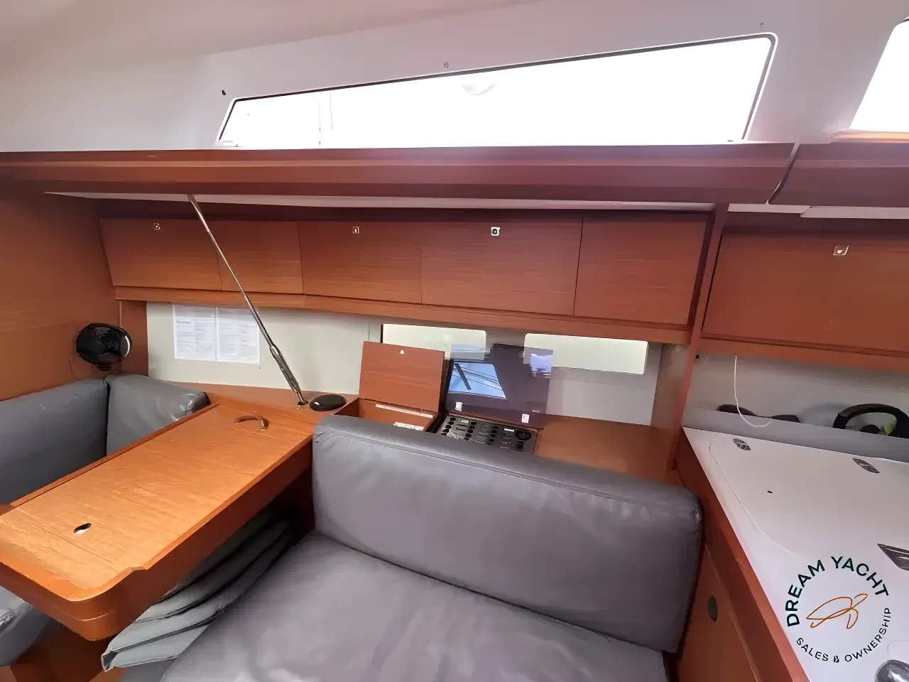 Thumbnail von Dufour 412 Grand Large