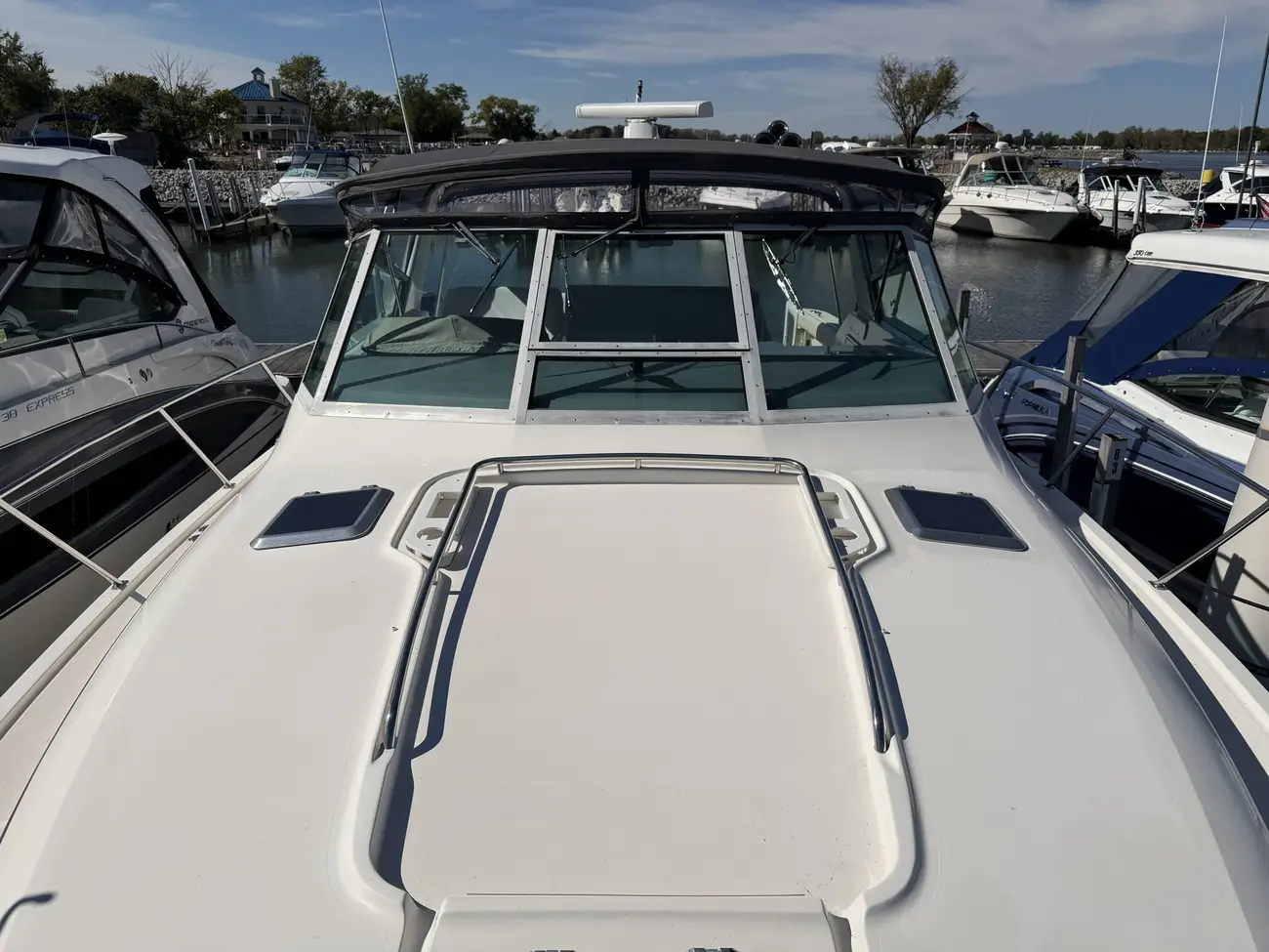 Thumbnail von Tiara Yachts 3500 Express