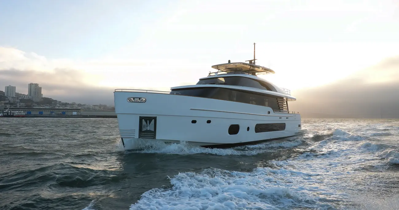 Thumbnail von Azimut Magellano 25M