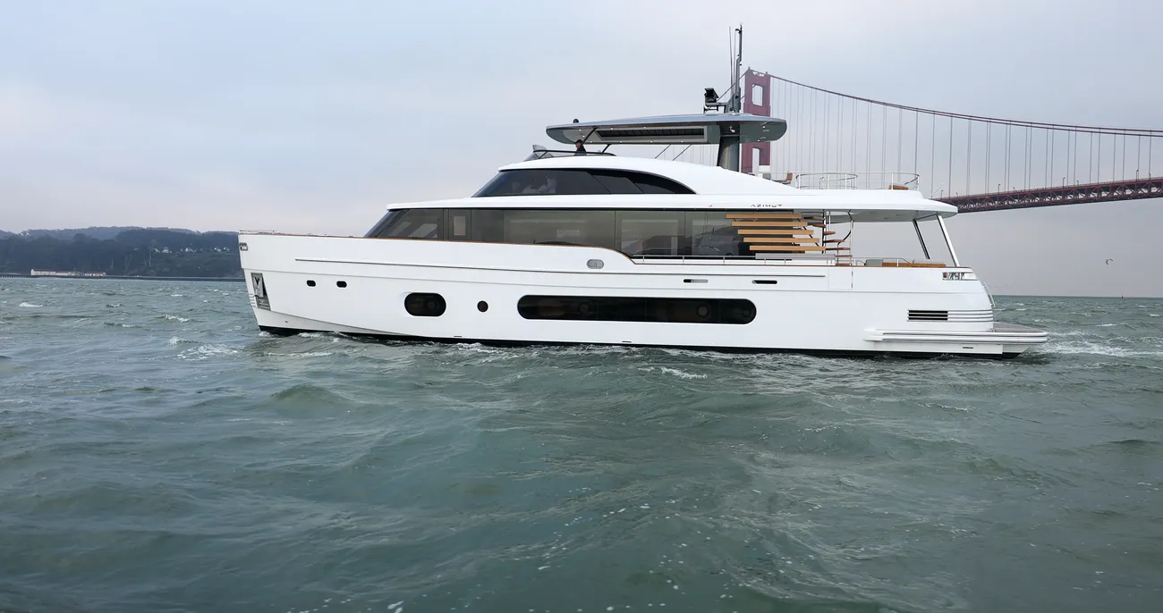 Thumbnail von Azimut Magellano 25M