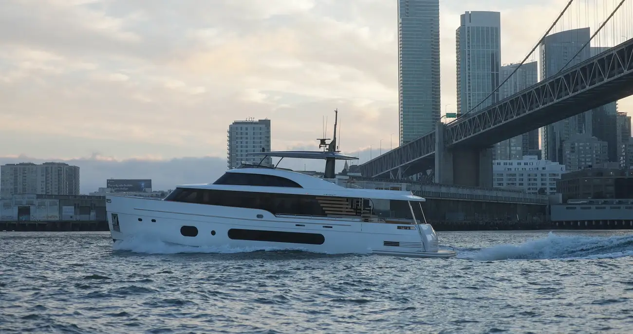 Thumbnail von Azimut Magellano 25M