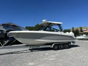 Thumbnail von Boston Whaler 280 Vantage