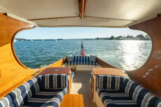 Thumbnail von Hinckley Picnic Boat MKIII TIMELESS name reserved