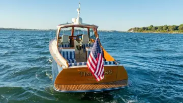 Thumbnail von Hinckley Picnic Boat MKIII TIMELESS name reserved