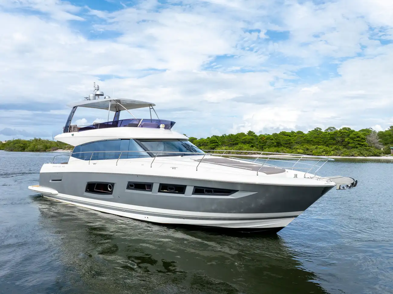 Thumbnail von Prestige 560