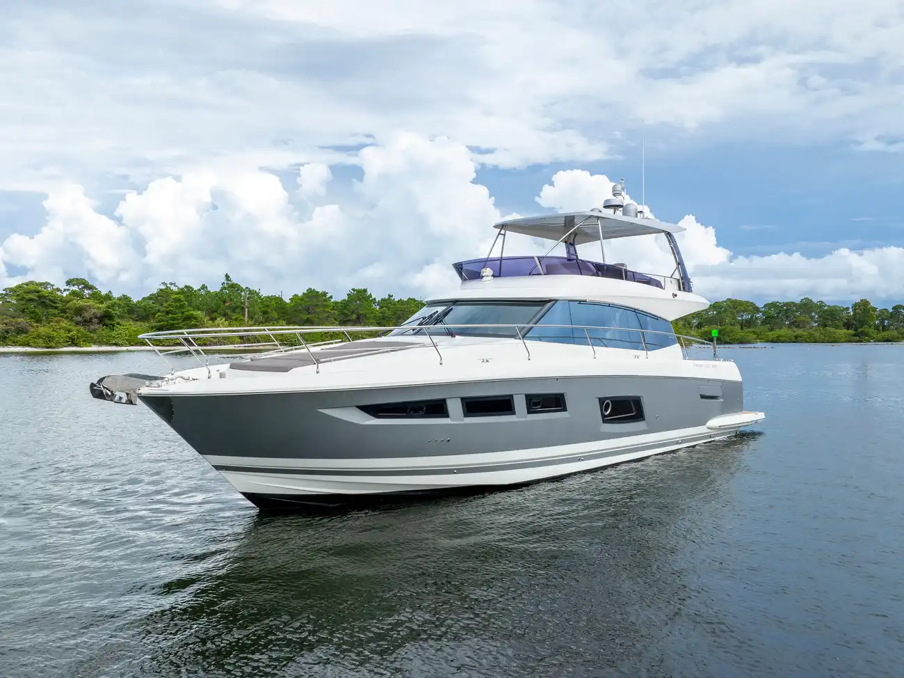 Thumbnail von Prestige 560