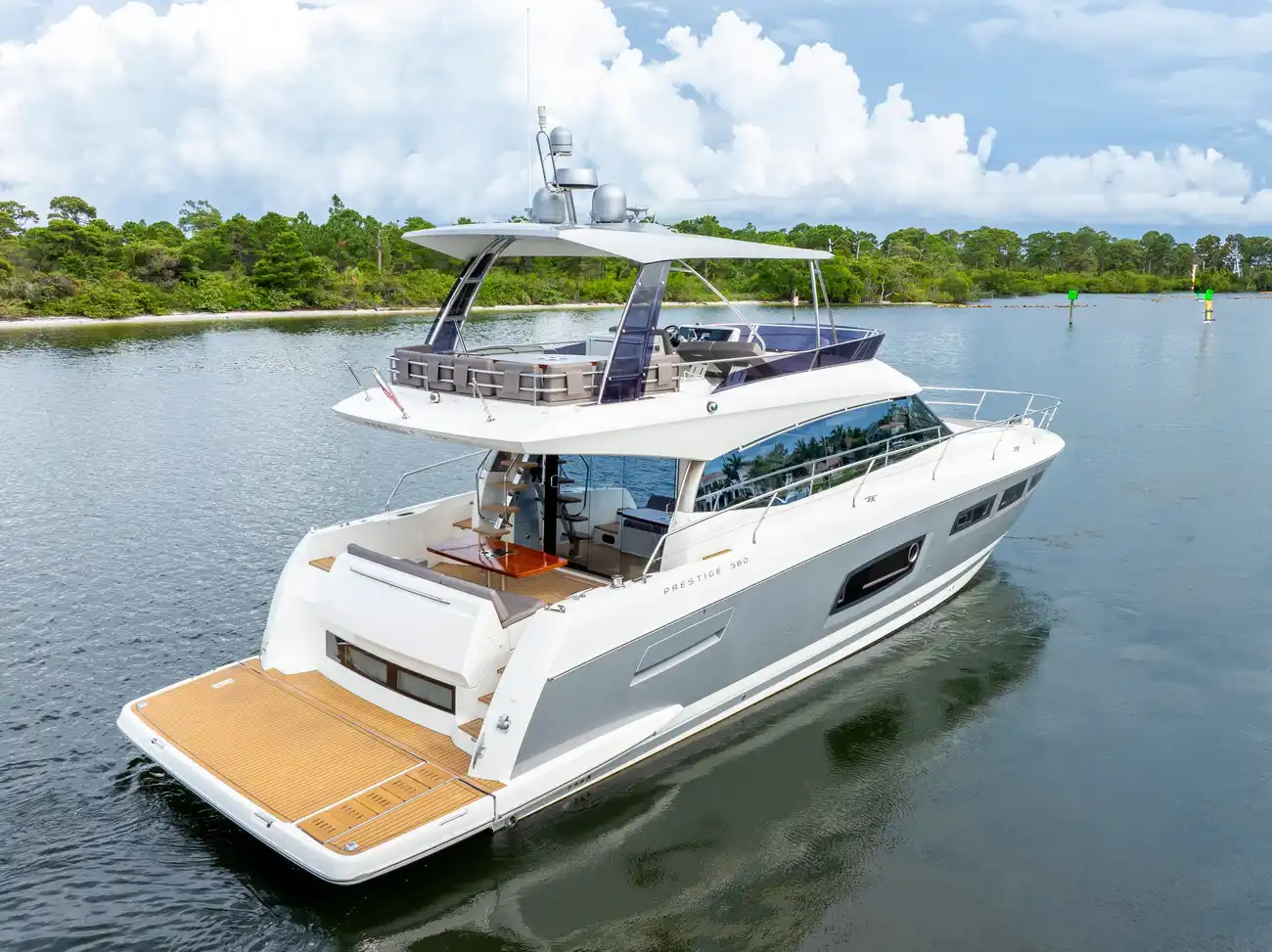 Thumbnail von Prestige 560