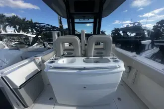 Thumbnail von Boston Whaler 280 Outrage
