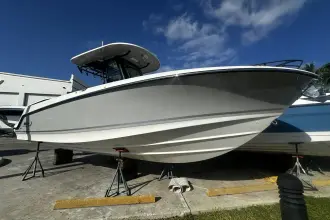 Thumbnail von Boston Whaler 280 Outrage