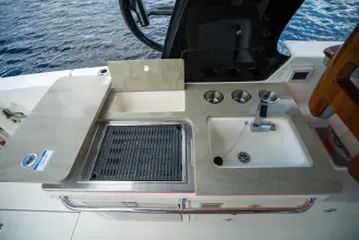 Thumbnail von Boston Whaler 380 Realm