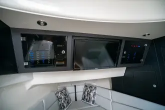 Thumbnail von Boston Whaler 380 Realm