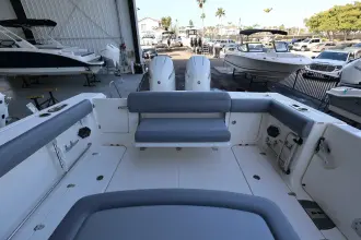 Thumbnail von Boston Whaler 330 Outrage