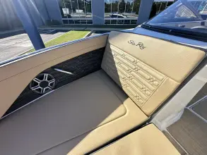 Thumbnail von Sea Ray SPX 210