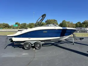 Thumbnail von Sea Ray SPX 210