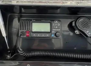 Thumbnail von Yellowfin 32 Offshore