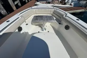 Thumbnail von Boston Whaler 330 Outrage
