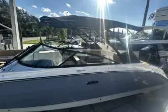 Thumbnail von Sea Ray SDX 270 s motorem