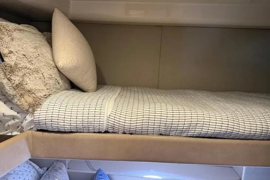 Thumbnail von Azimut 50