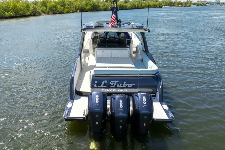 Thumbnail von Azimut 48