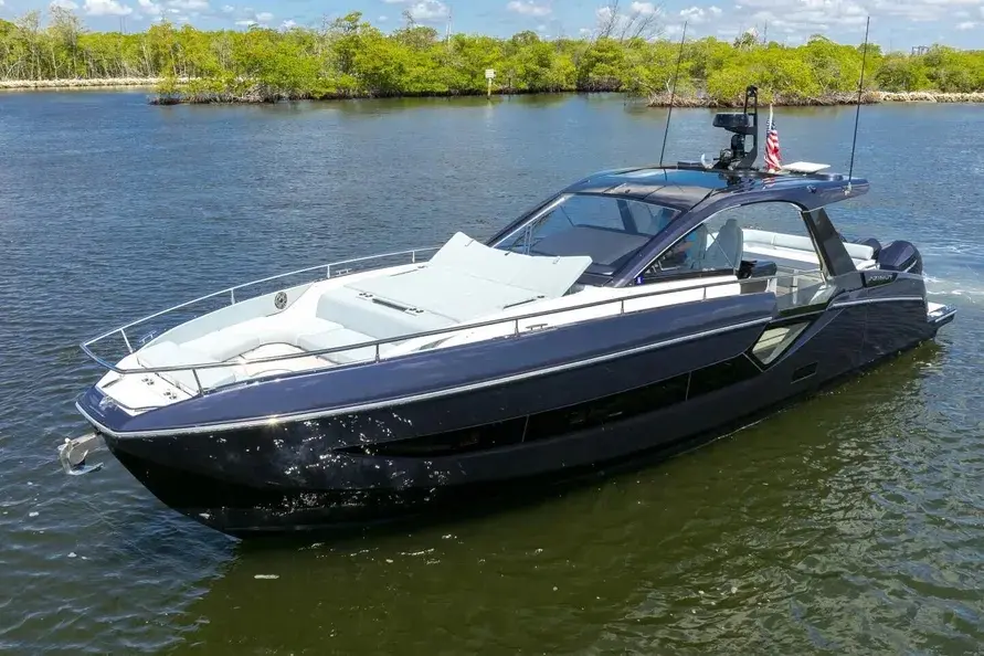 Thumbnail von Azimut 48