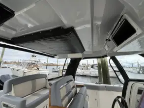 Thumbnail von Boston Whaler 350 Realm