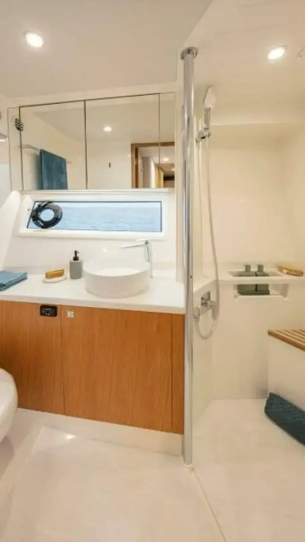 Thumbnail von Riviera 585 Suv