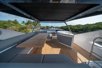 Thumbnail von Sunseeker 76 Yacht
