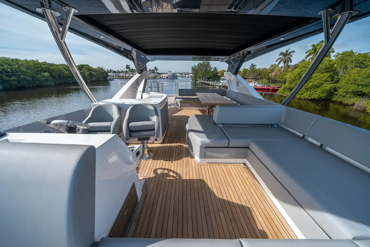 Thumbnail von Sunseeker 76 Yacht