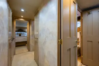 Thumbnail von Broward 102 Andiamo