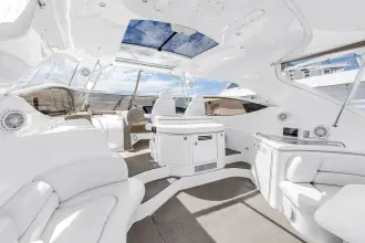 Thumbnail von Cruisers Yachts 5370 Express