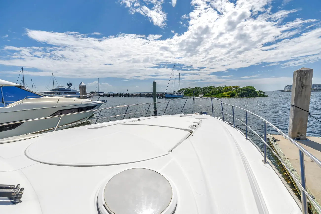 Thumbnail von Cruisers Yachts 5370 Express