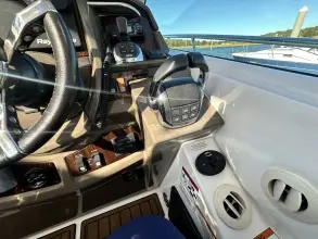 Thumbnail von Cruisers Yachts 380 Express