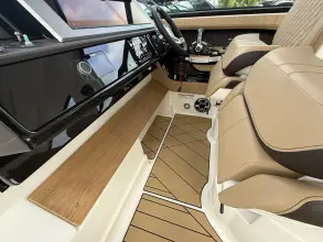 Thumbnail von Sea Ray SLX 400 Hors-Bord