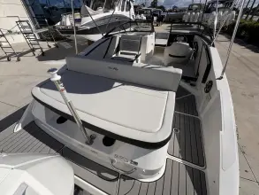 Thumbnail von Sea Ray SPX 210 Außenborder