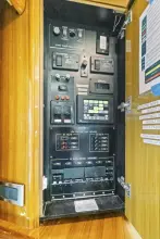 Thumbnail von Viking 74 Enclosed Bridge