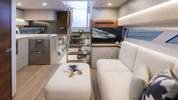 Thumbnail von Riviera 4300 Sports Express